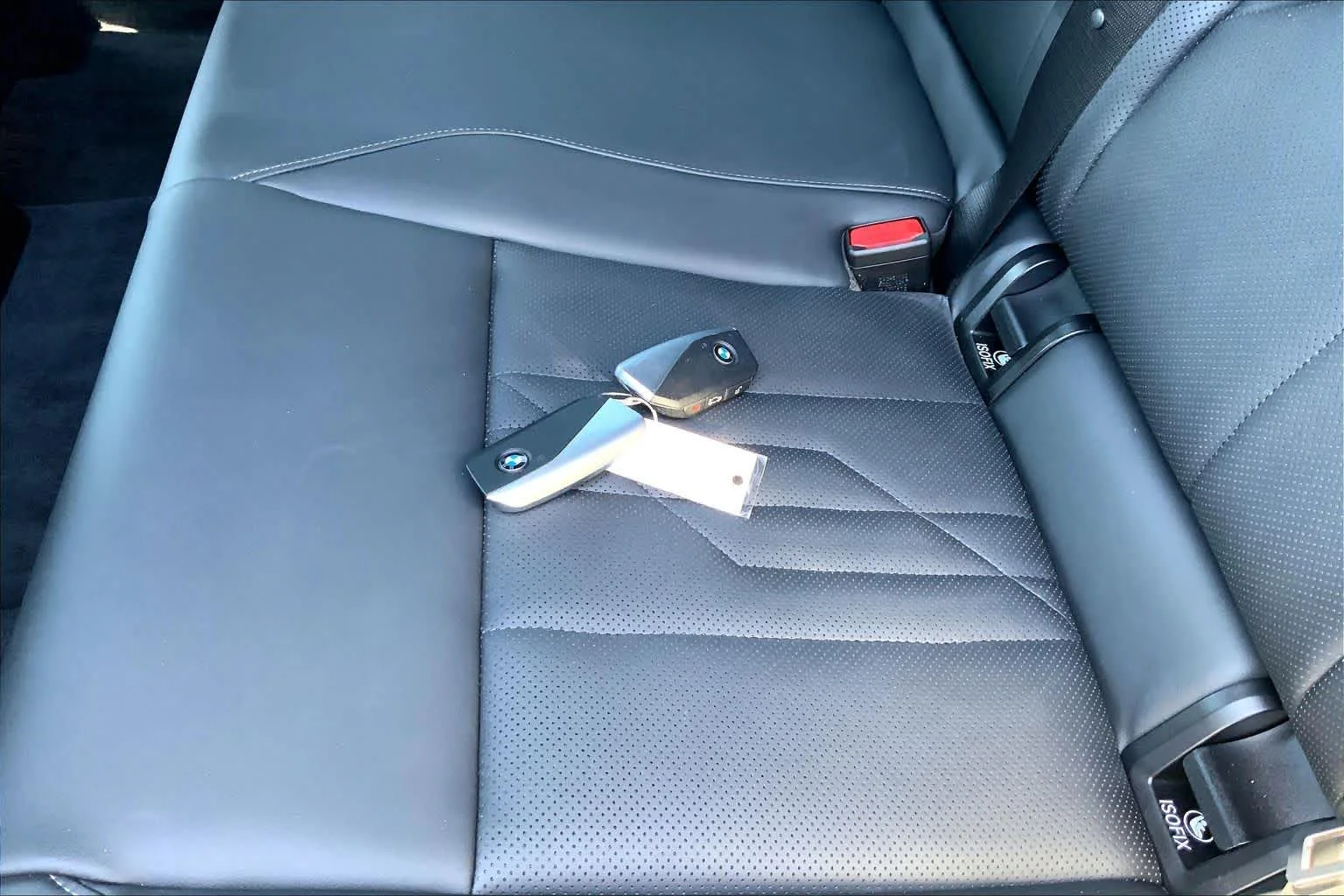 Used 2025 Skyscraper Gray Metallic BMW 30 xDrive image 14