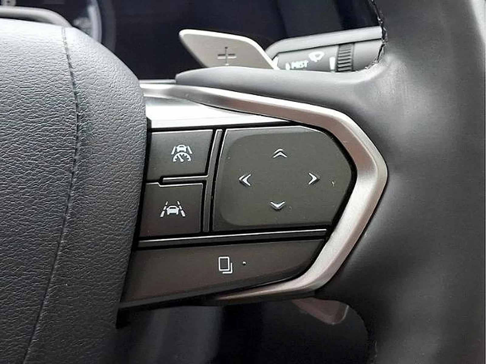 Certified Used 2023 CAVIAR Lexus Luxury image 20