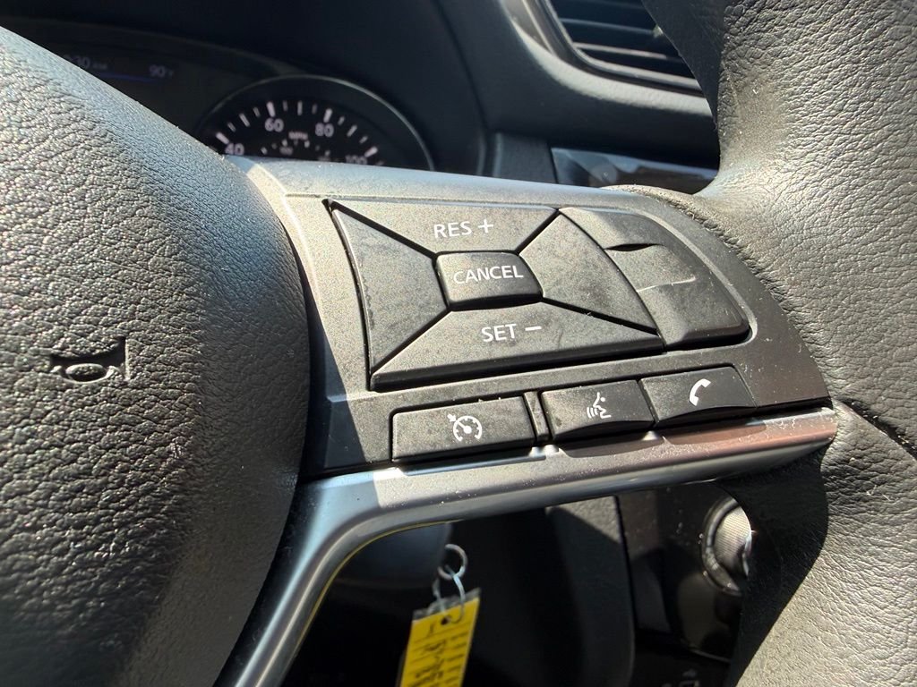 Used 2020 Gray Nissan S image 19