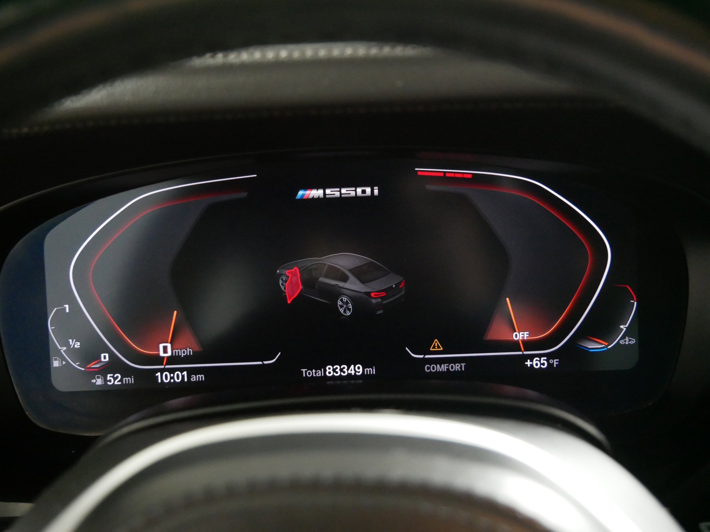 2022 BMW 5 Series M550i - Photo 21