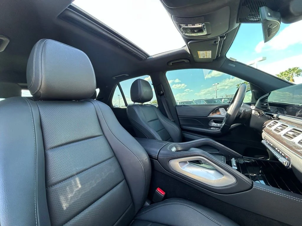 Used 2022 Black Mercedes-Benz GLE 350 image 34