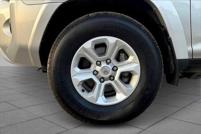 2024 Toyota 4Runner SR5 - Photo 10