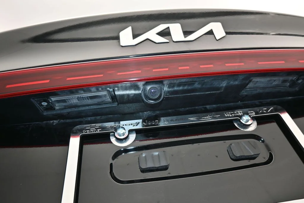 Used 2023 Aurora Black Pearl Kia LXS image 35