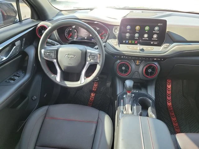 Photo 12
