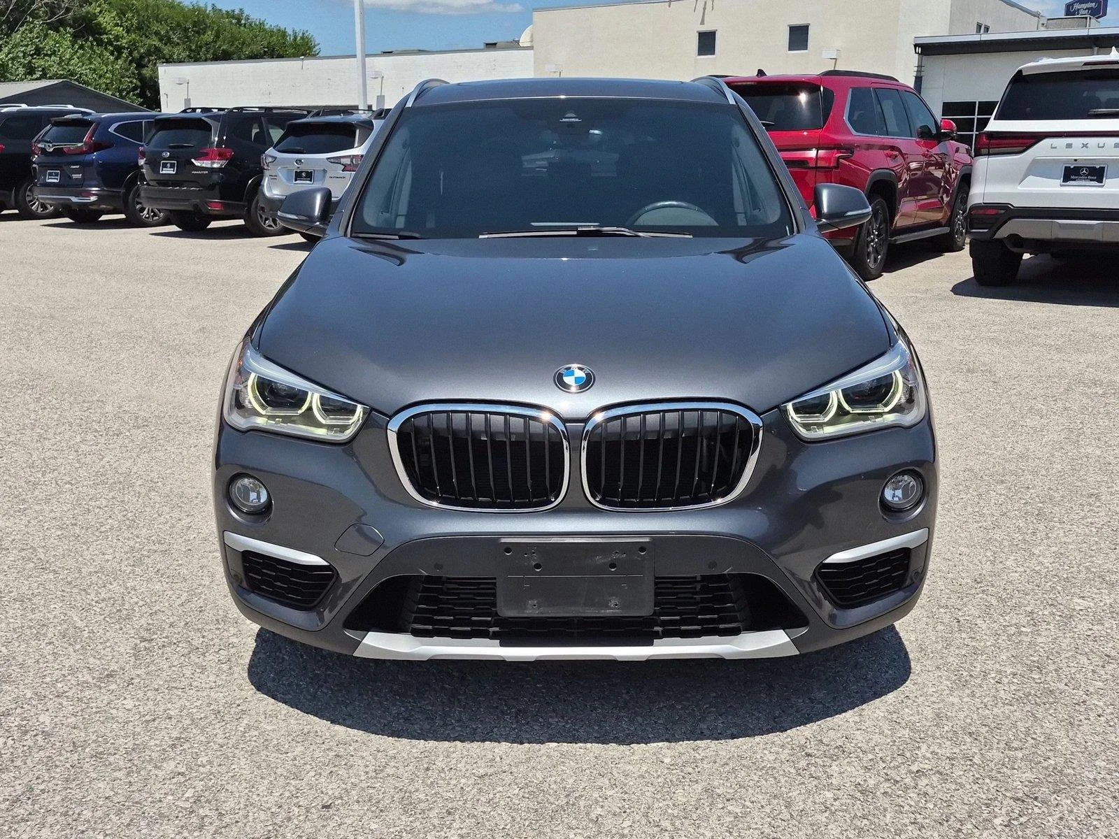 Used 2018 Mineral Gray Metallic BMW xDrive28i image 8