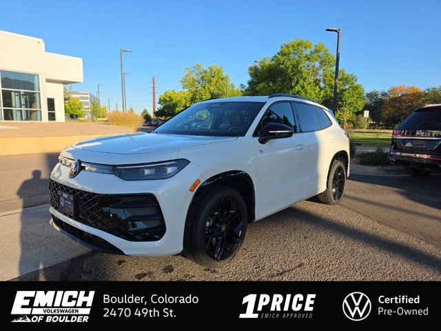 2026 Volkswagen Tiguan SE R-Line Black