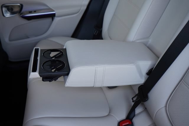 New 2026 MANUFAKTUR Alpine Grey Mercedes-Benz GLC 300 image 63