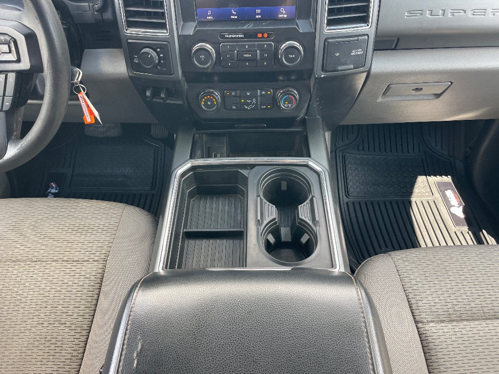 Used 2022 Iconic Silver Metallic Ford XLT image 11