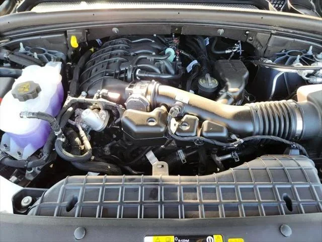 New 2026 Baltic Gray Metallic Clear-Coat Exterior Paint Jeep Laredo X image 22