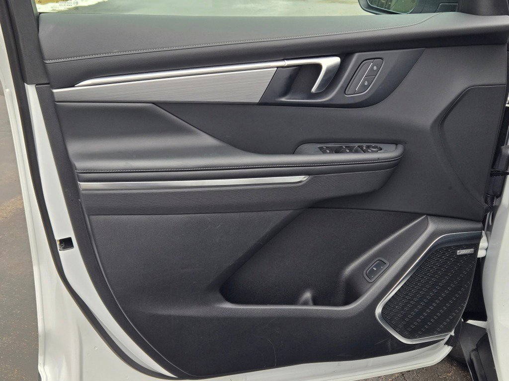 2025 Buick Enclave Preferred - Photo 22
