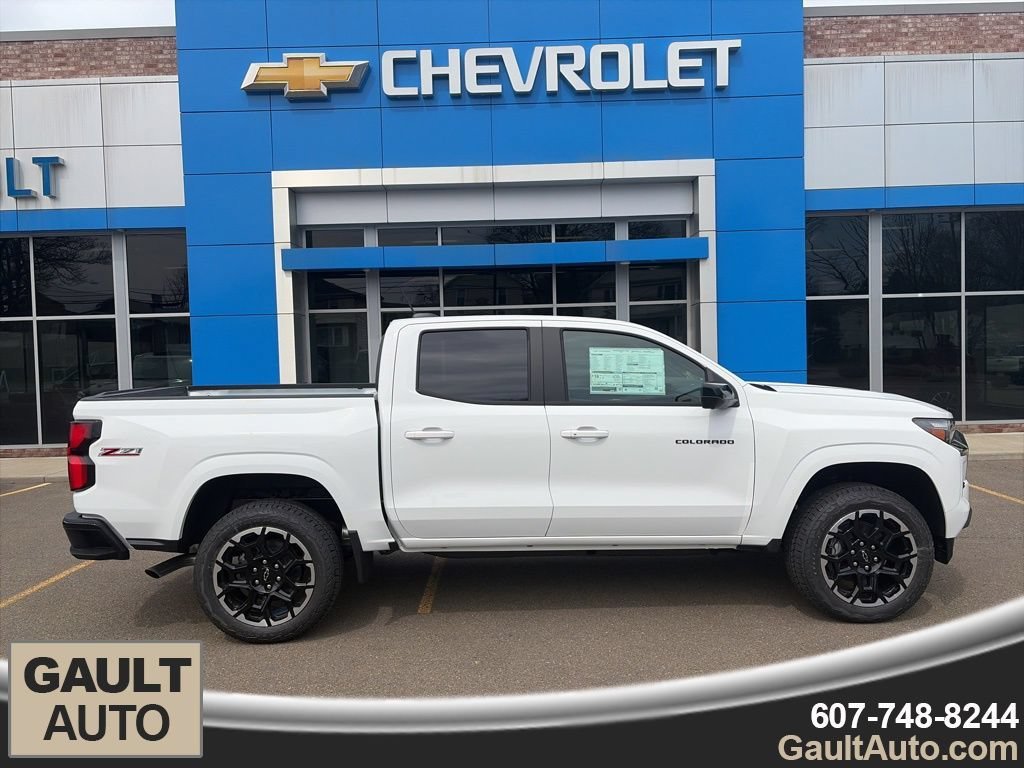 2026 Chevrolet Colorado Z71 - Photo 8