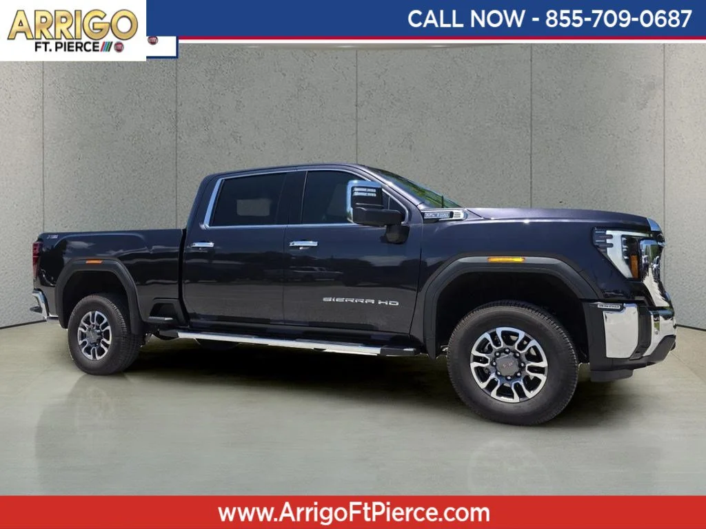2025 GMC Sierra 4WD Crew Cab Standard Box SLT's photo