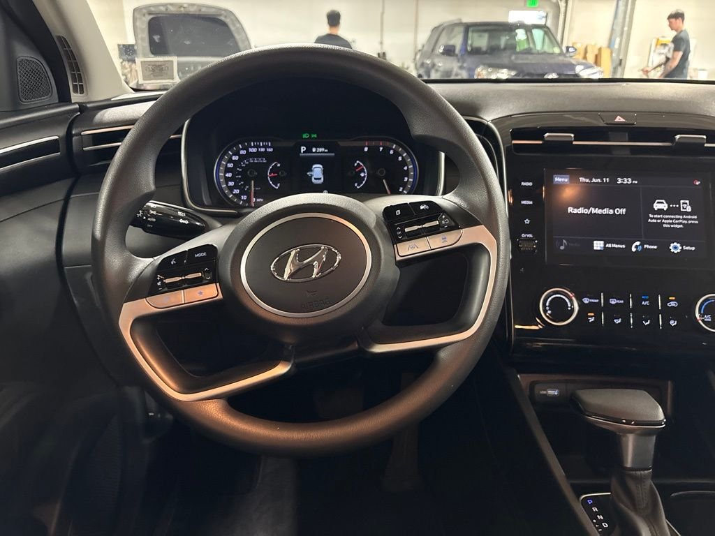 Used 2023 White Hyundai SEL image 11