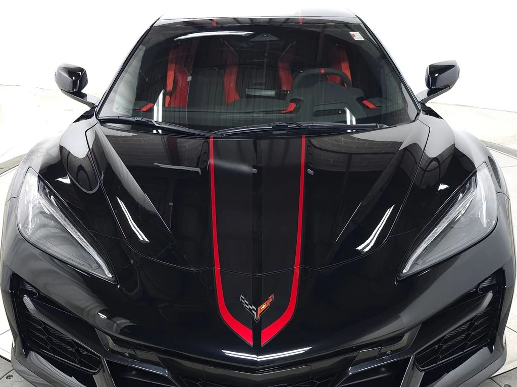 Used 2025 Black Chevrolet Z06 image 14