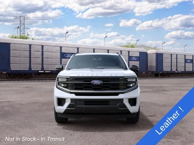 New 2027 Star White Metallic Tri-Coat Ford Platinum image 3