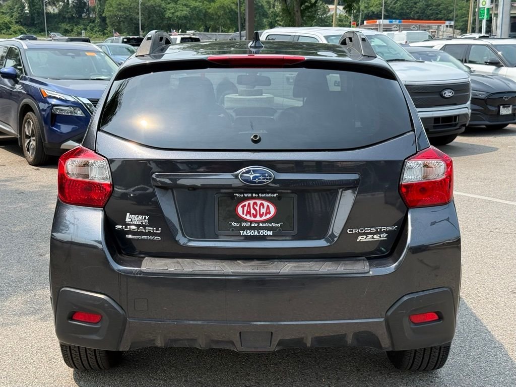 Used 2017 Dark Gray Metallic Subaru 2.0i Limited image 9
