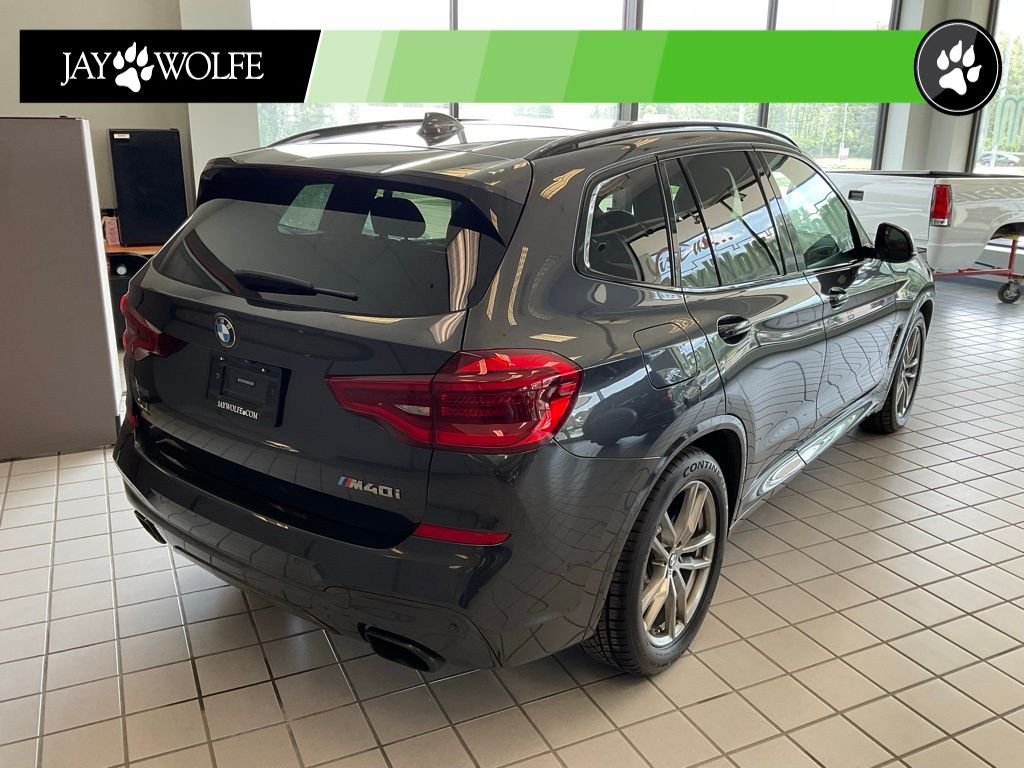 Used 2019 Gray BMW M40i image 4