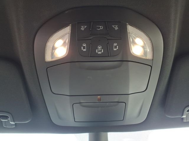 Certified Used 2025 Diamond Black Chrysler Select image 25
