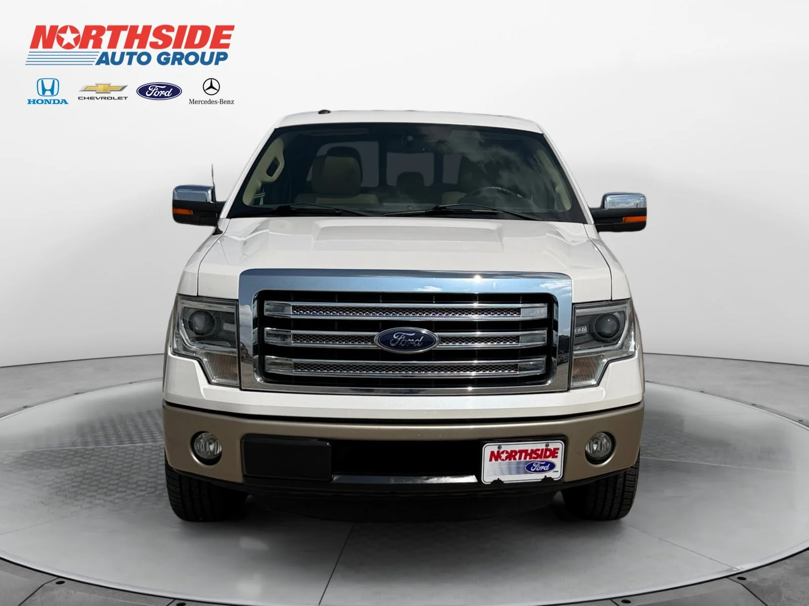 Used 2013 White Platinum Ford Lariat image 2