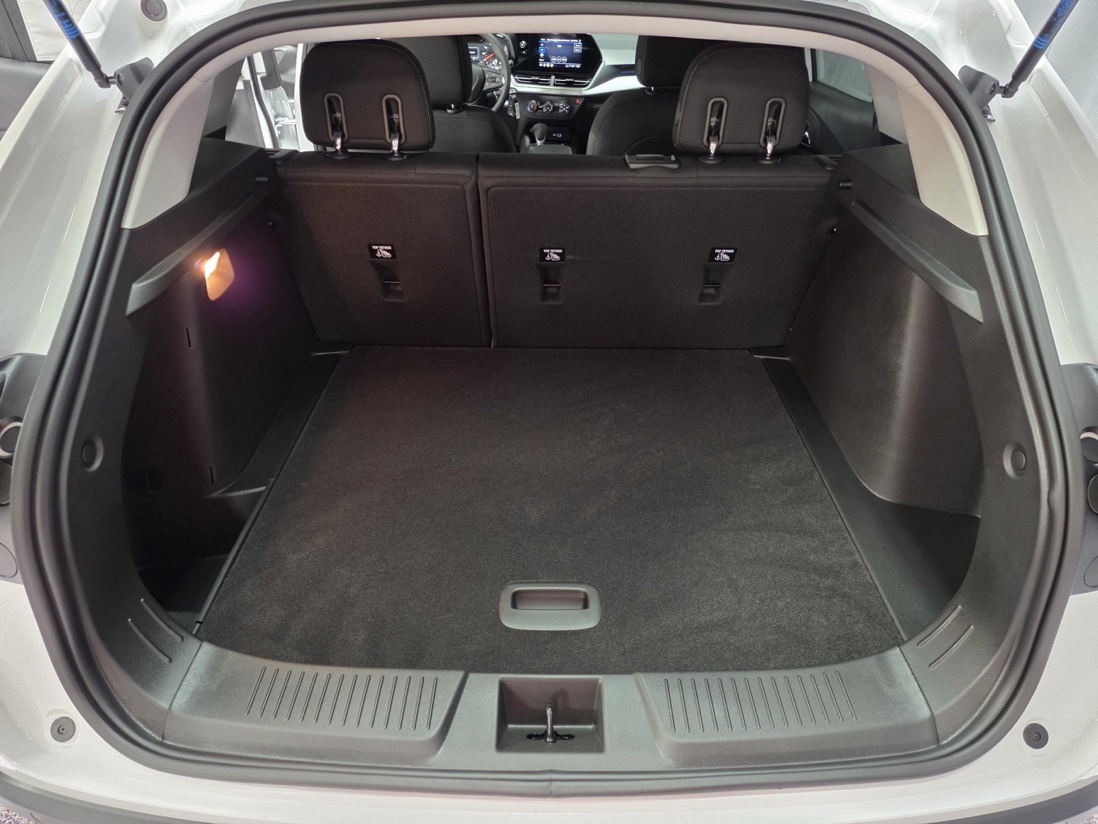 2026 Chevrolet Trax LS - Photo 8