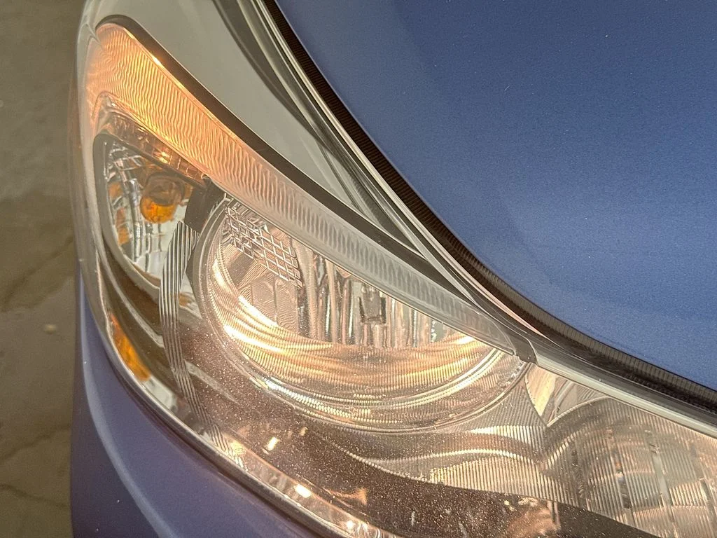 Used 2017 Blue Subaru 2.0i Limited image 38