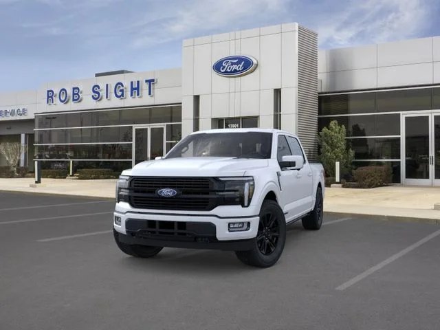 New 2026 Star White Metallic Tri-Coat Ford Platinum® image 2