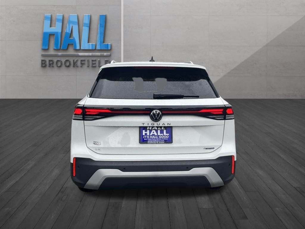 New 2026 White/off-white Volkswagen 2.0T SE image 4