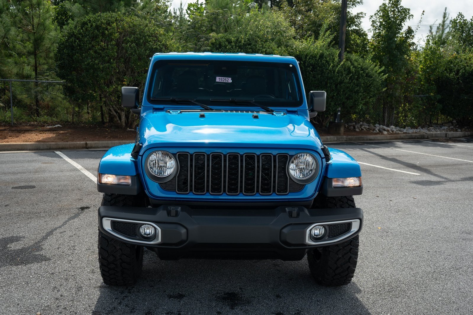 2025 Jeep Gladiator Sport photo 2
