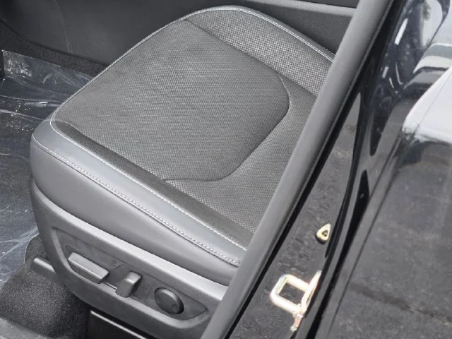 New 2026 Jet Black Mica Mazda 2.5 S Preferred AWD image 21