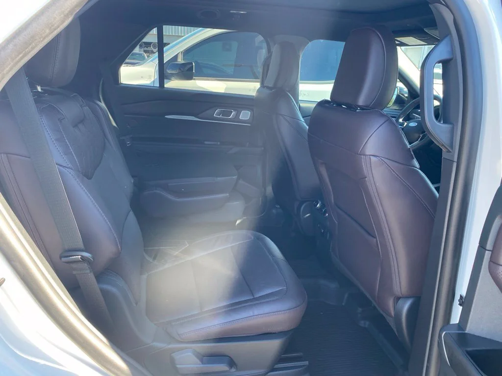Used 2025 White Ford Platinum image 15