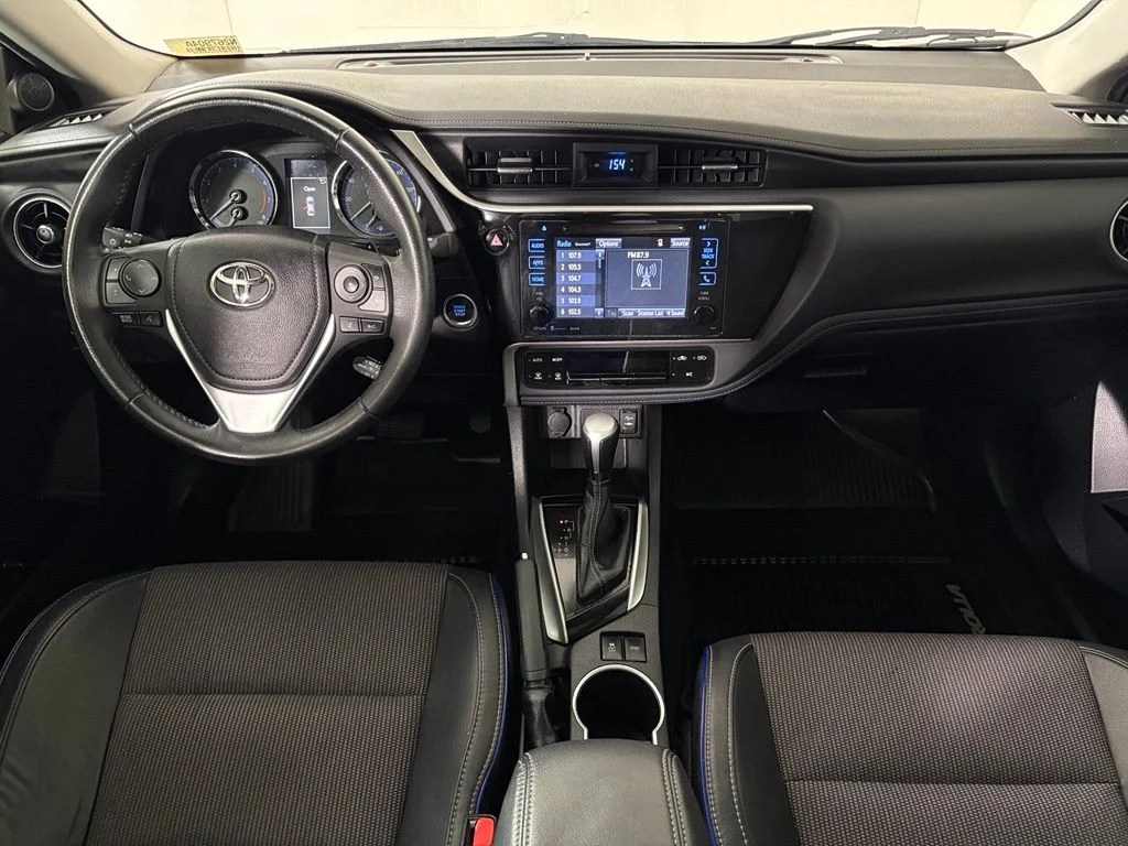 Used 2018 Gray Toyota SE image 32