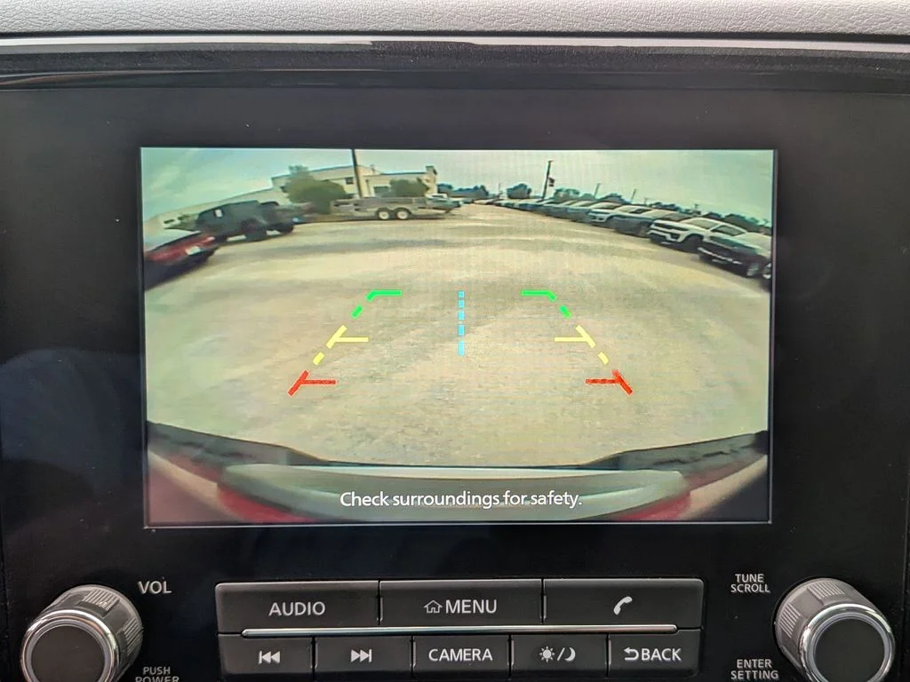 Used 2022 Red Nissan S image 26