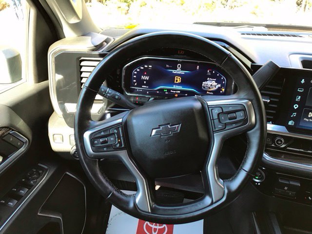 Used 2025 Black Chevrolet LT image 13