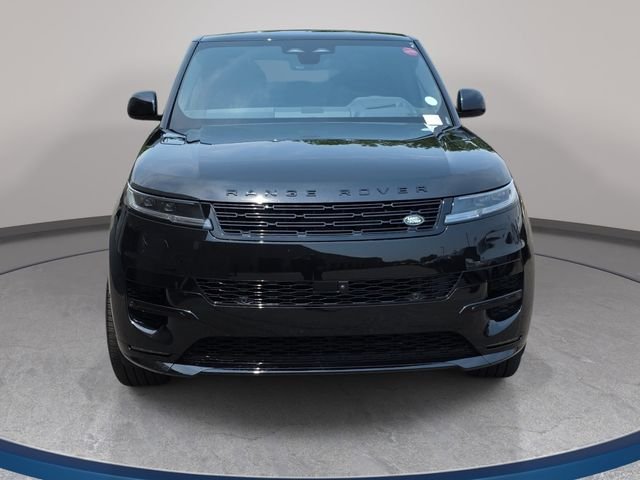 New 2026 Santorini Black Land Rover Dynamic SE image 2