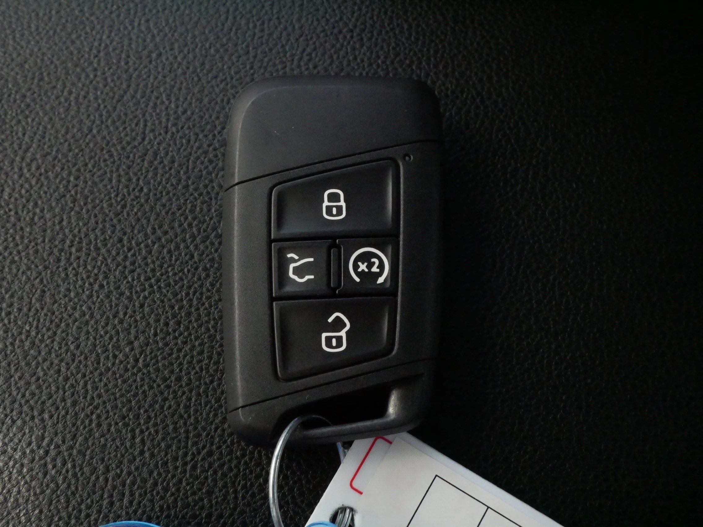 Certified Used 2021 Pure White Volkswagen SEL Premium image 33