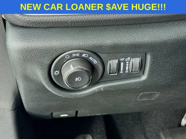 2026 Chrysler Pacifica Select - Photo 10