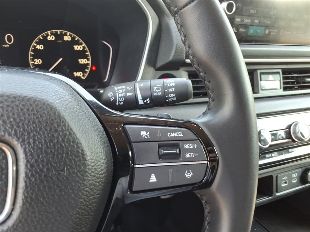 Used 2025 Black Honda EX-L image 22