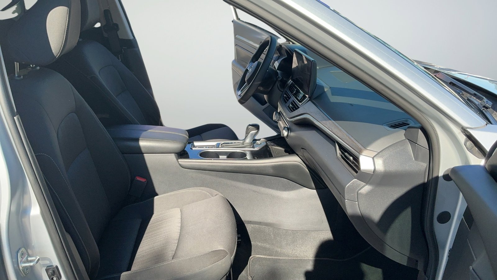 Used 2023 Silver Nissan 2.5 SV image 55