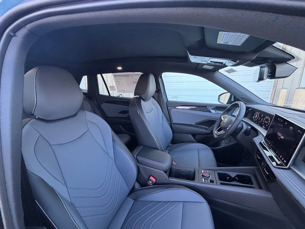2026 Volkswagen Tiguan SE R-LINE BLACK - Photo 9
