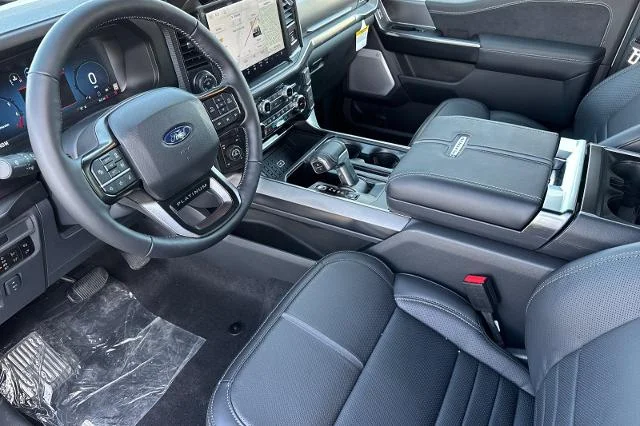 New 2026 Star White Metallic Tri-Coat Ford Platinum® image 29