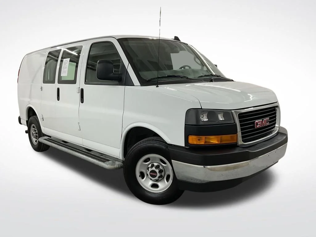 Used 2024 Summit White GMC Work Van image 4