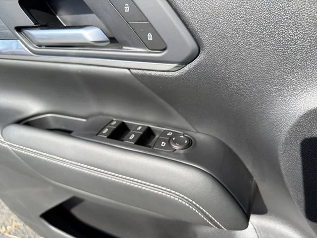 New 2026 Ebony Twilight Metallic GMC Elevation image 20