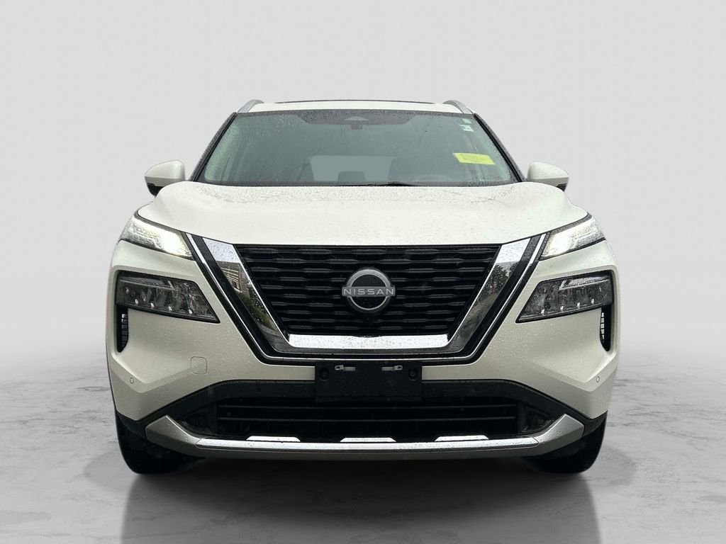 Used 2023 White Nissan Platinum image 8