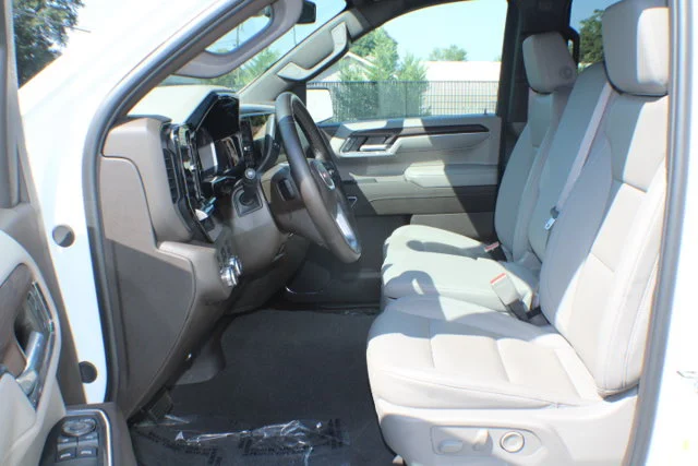 Used 2024 Summit White GMC SLT image 12