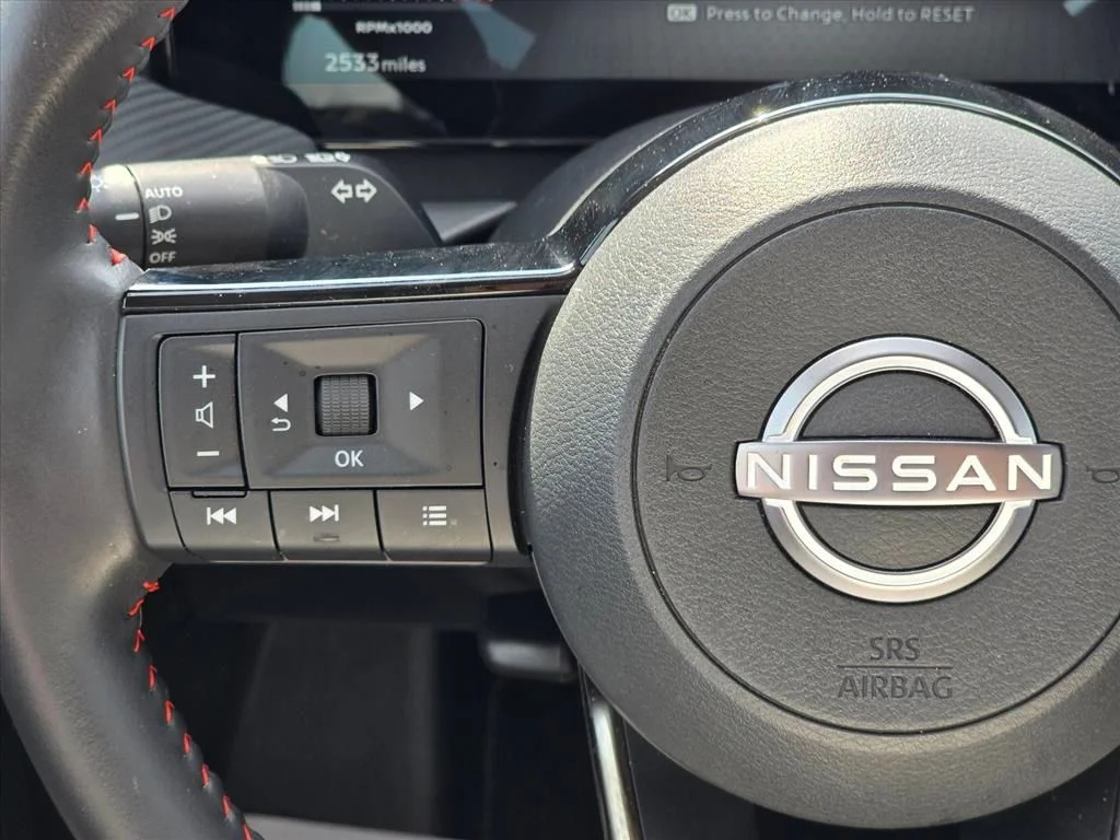 Used 2025 Blue Nissan SR image 15