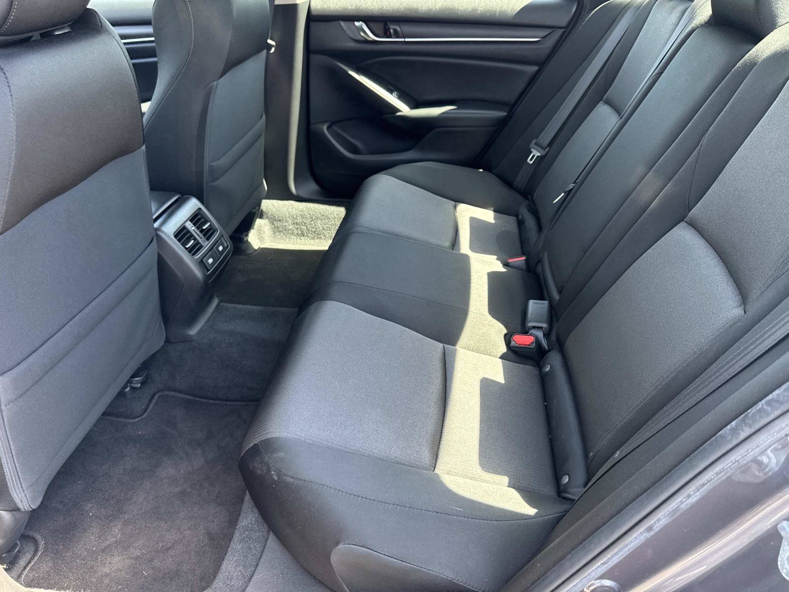 2021 Honda Accord Hybrid EX - Photo 28