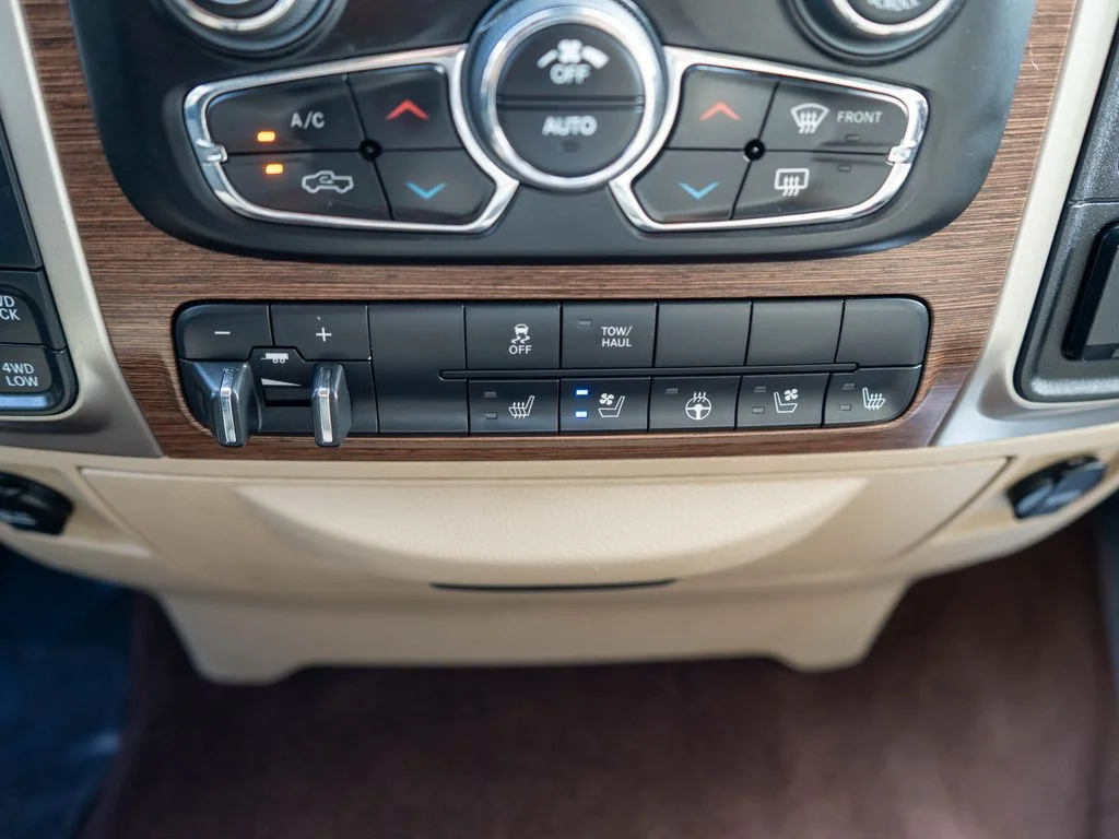 Used 2015 White Ram Laramie image 26
