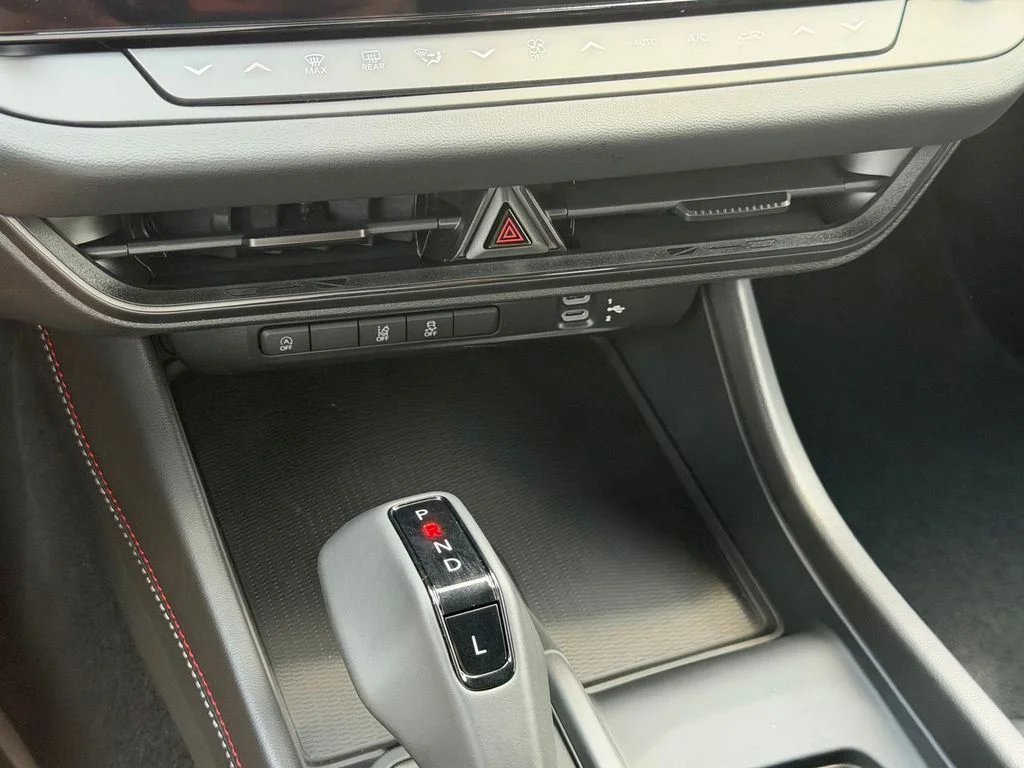 New 2026 White Knuckle Exterior Paint Dodge R/T image 13