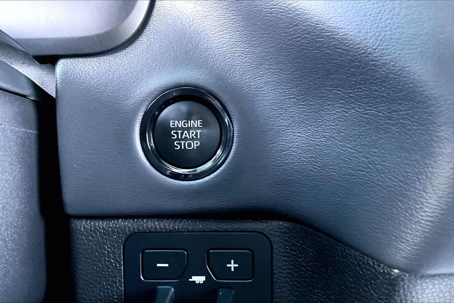 Used 2025 Celestial Silver Metallic Toyota Platinum image 35
