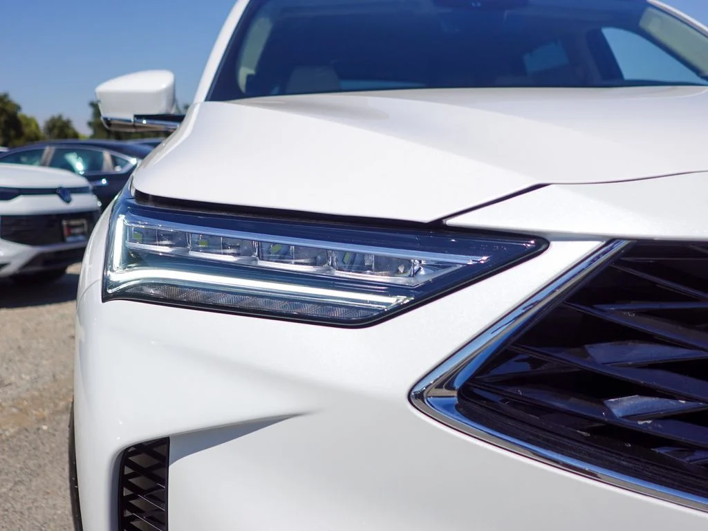 New 2026 Platinum White Acura Technology Package image 3